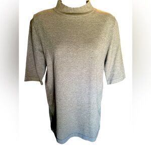 Vici Mock neck 3/4 sleeve Minimalist Gray sweater, Sz M